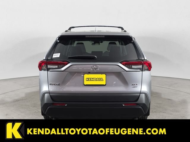 Certified Used 2025 Silver Toyota XLE Premium image 4