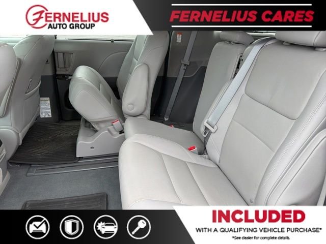 Used 2020 Red Toyota XLE image 8