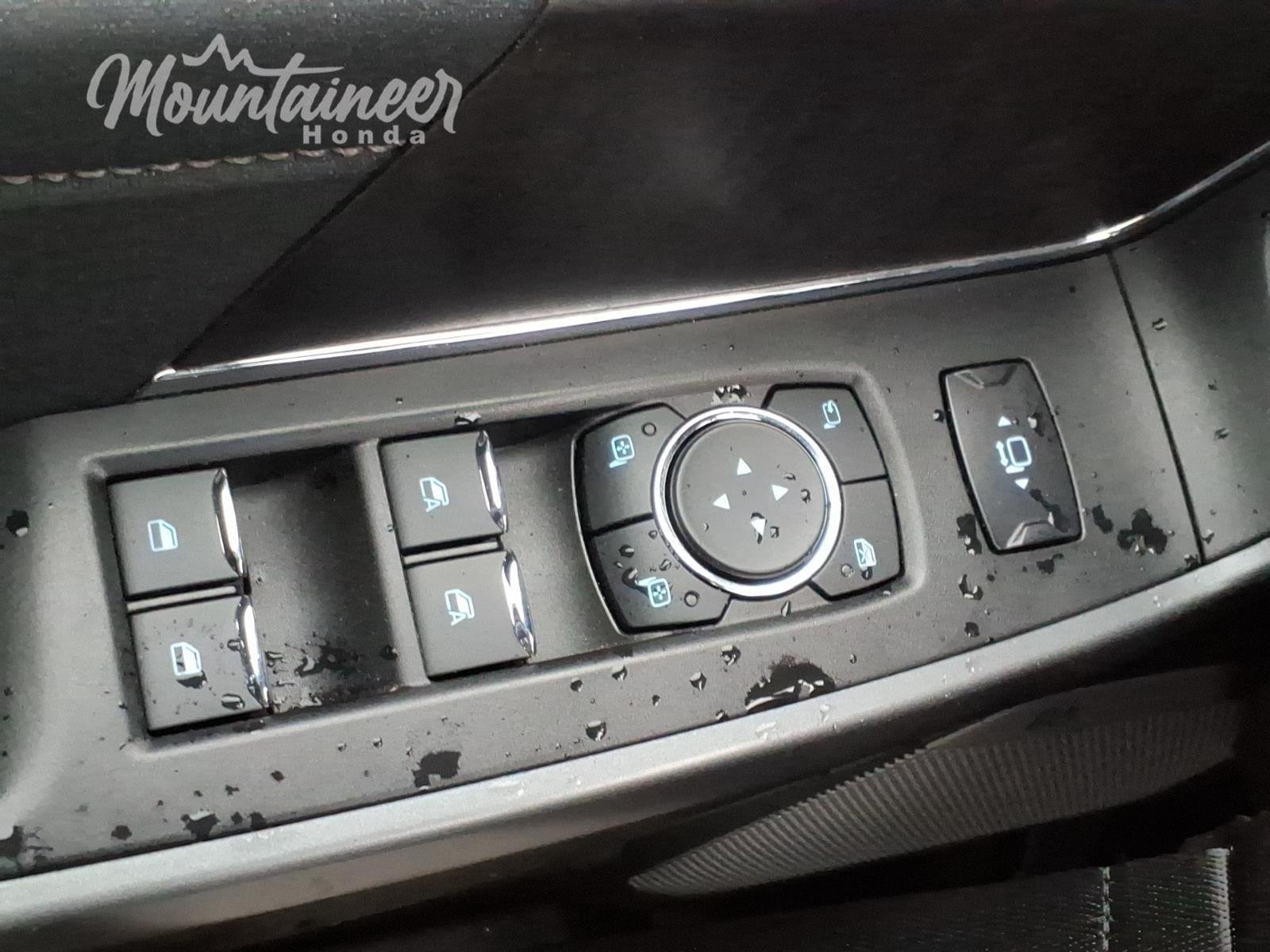 Used 2026 Avalanche Gray Ford LARIAT image 30