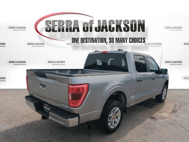 Used 2023 Iconic Silver Metallic Ford XLT image 9