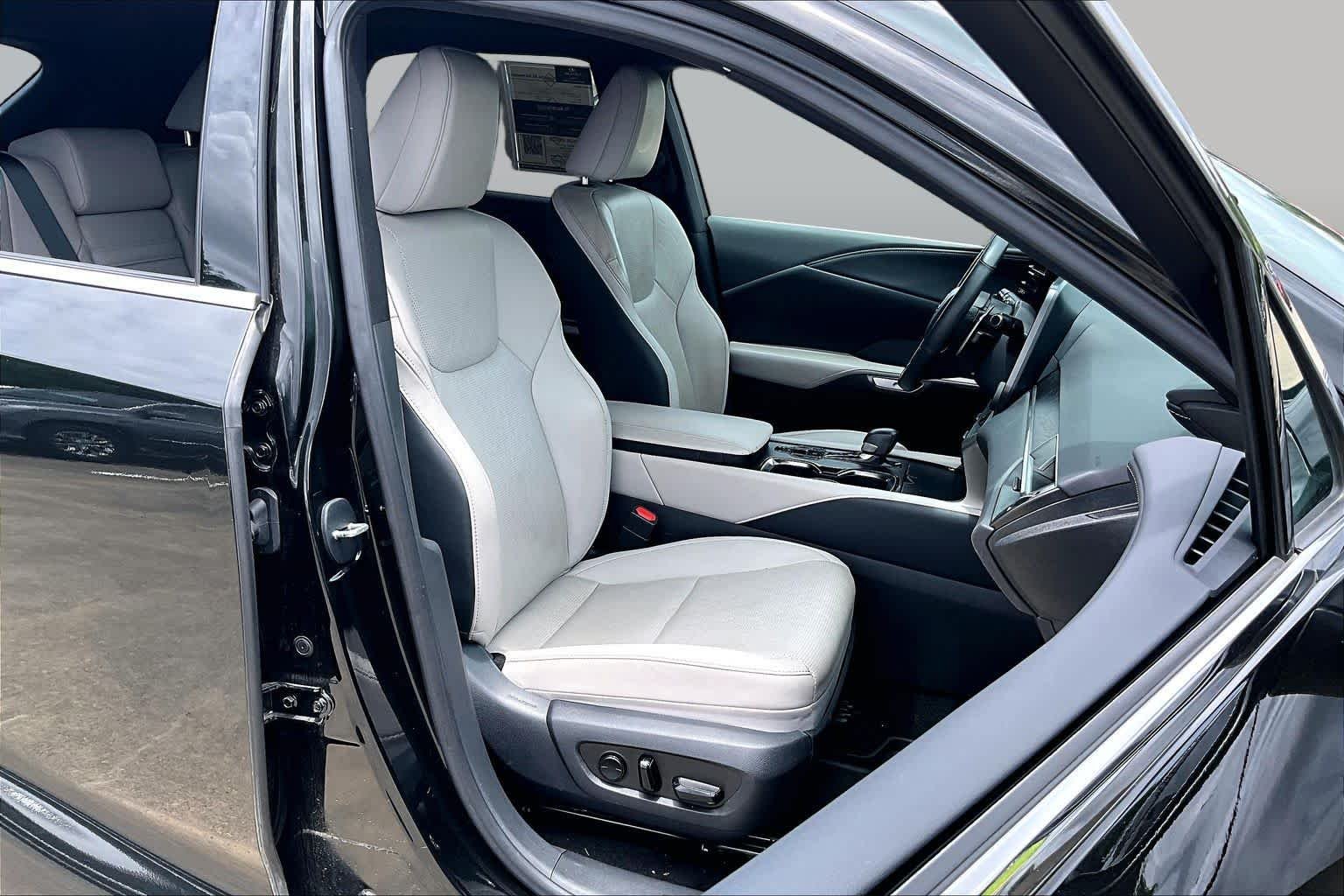 Used 2023 Caviar Lexus Premium Plus image 8