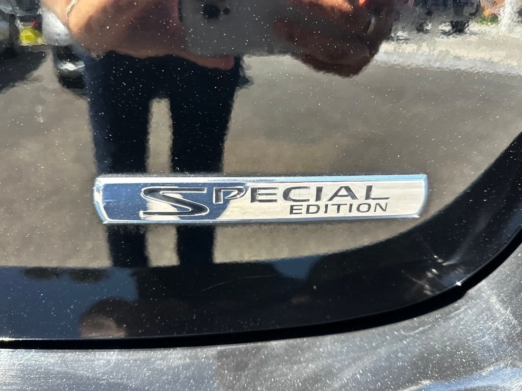 Used 2012 Black Nissan S image 8