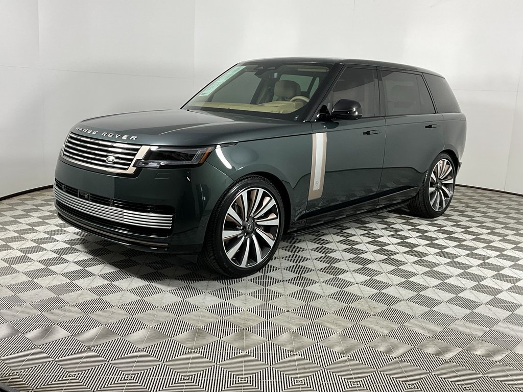 2025 Land Rover Range Rover SV