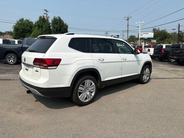 Used 2019 White Volkswagen 3.6L V6 SE image 4