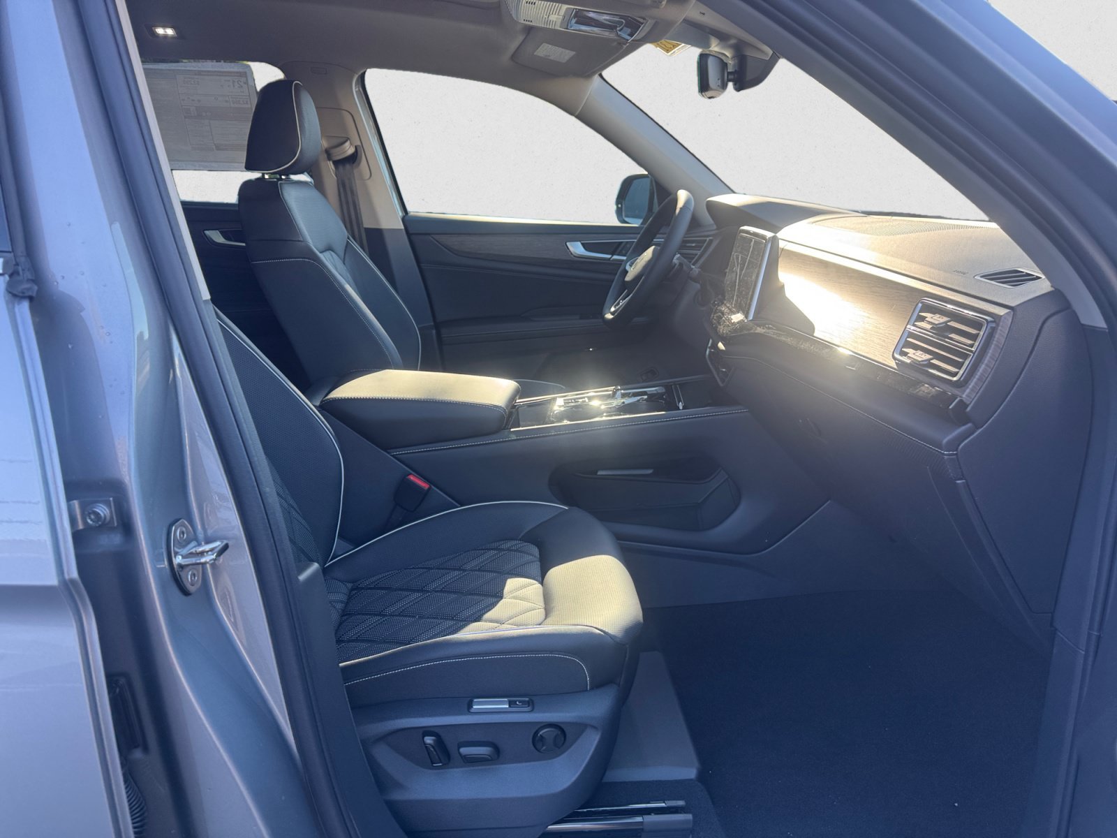 New 2026 Silver Volkswagen 2.0T SEL Premium R-Line image 15