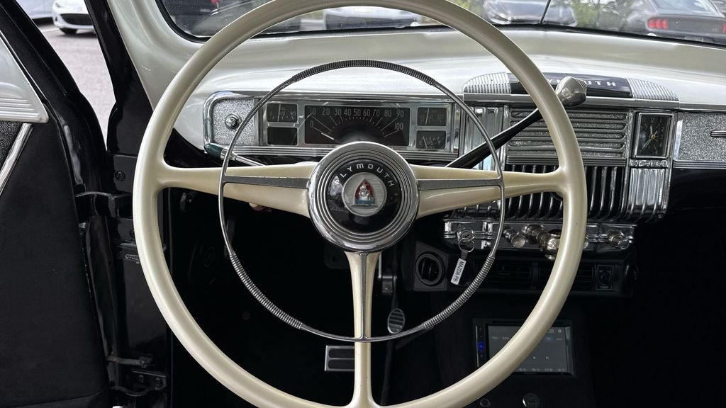 2022 Chrysler Voyager LX - Photo 46