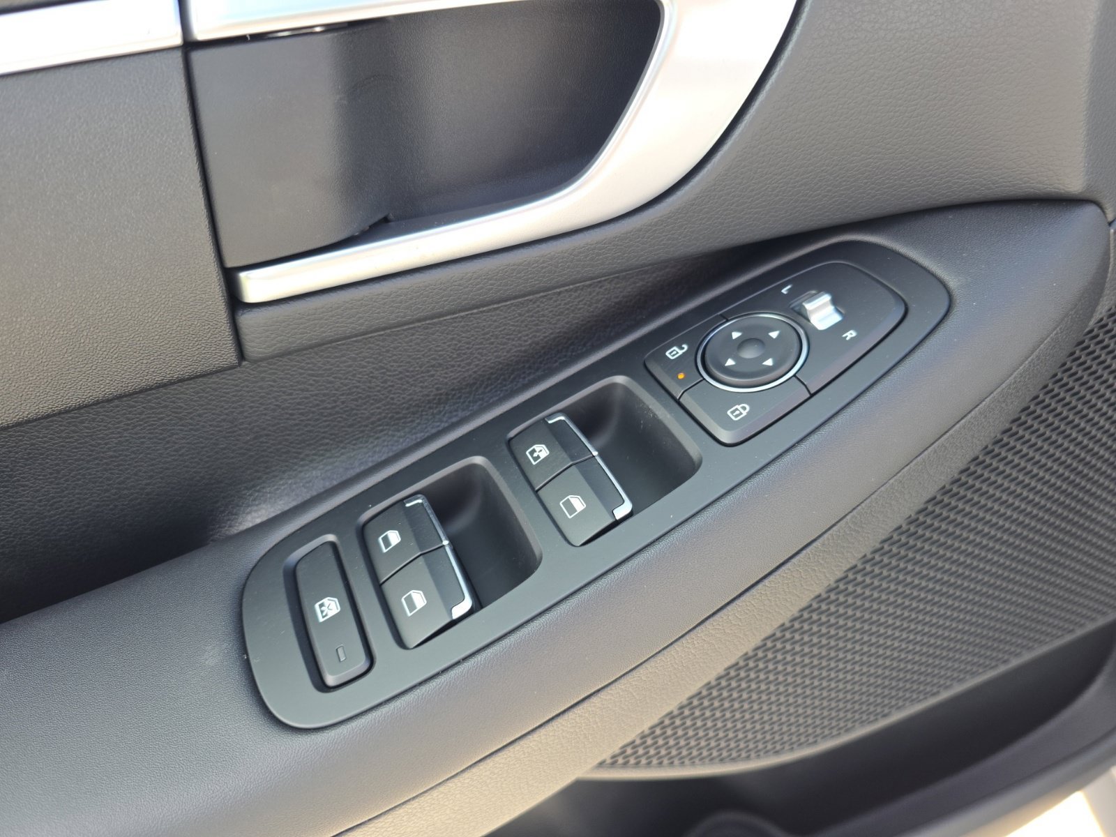 2026 Hyundai Sonata SE - Photo 25