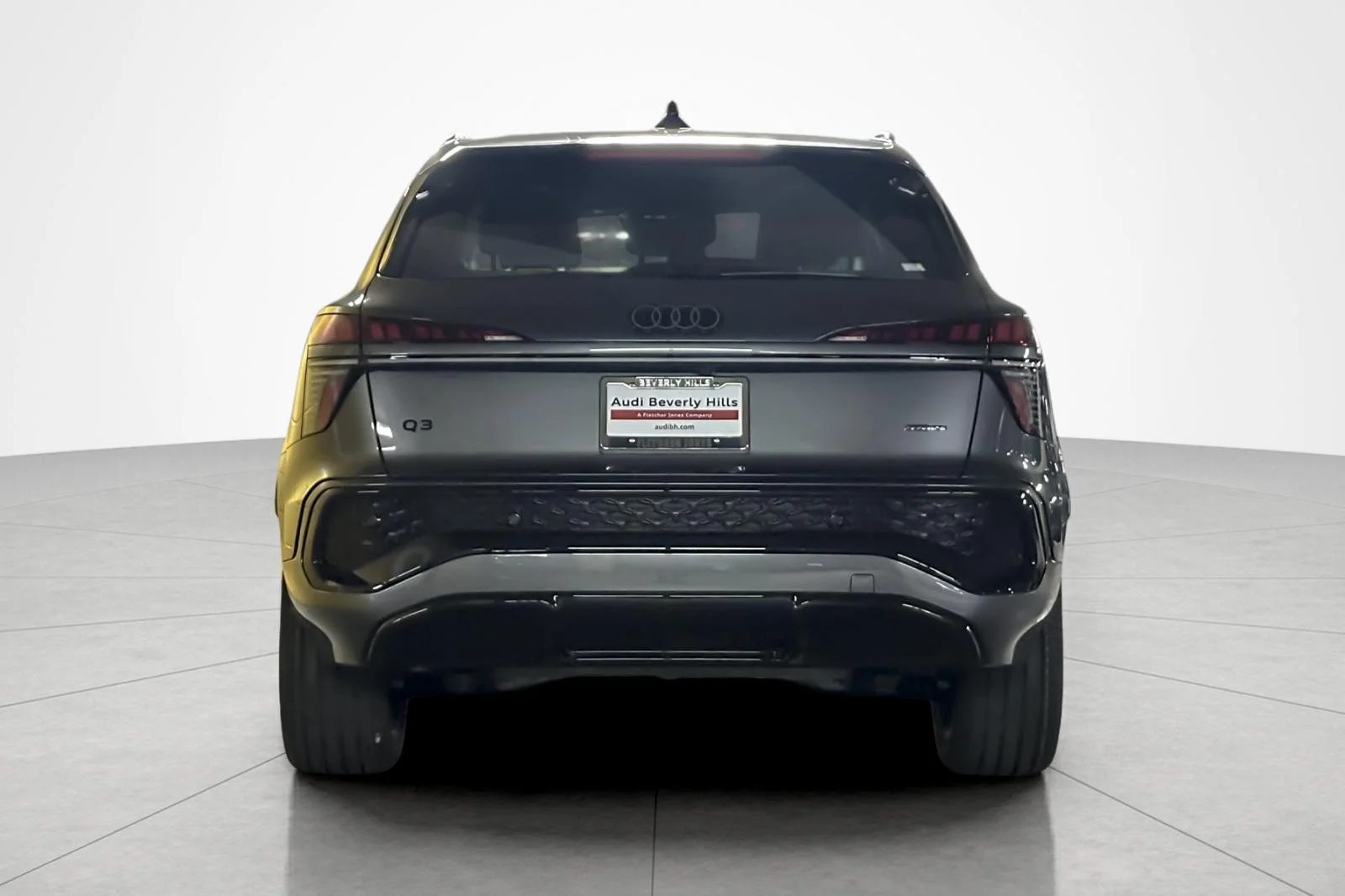 New 2026 Daytona Gray Pearl Effect Audi S line quattro image 5