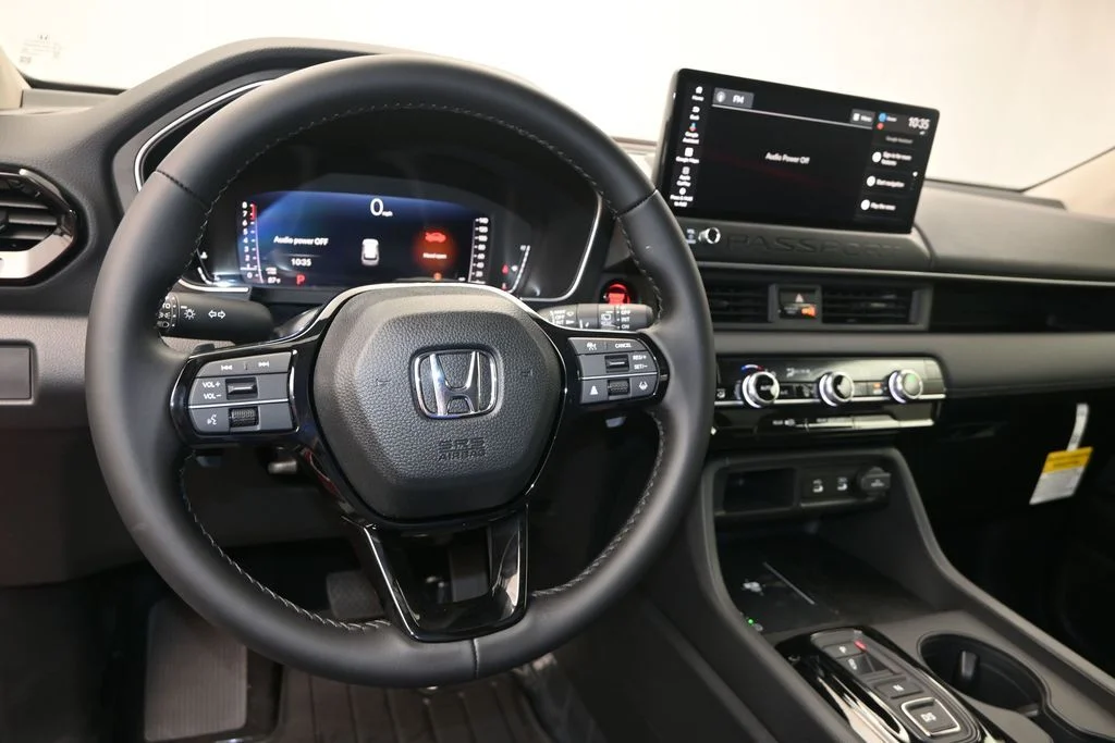New 2026 Radiant Red Metallic II Honda RTL image 17