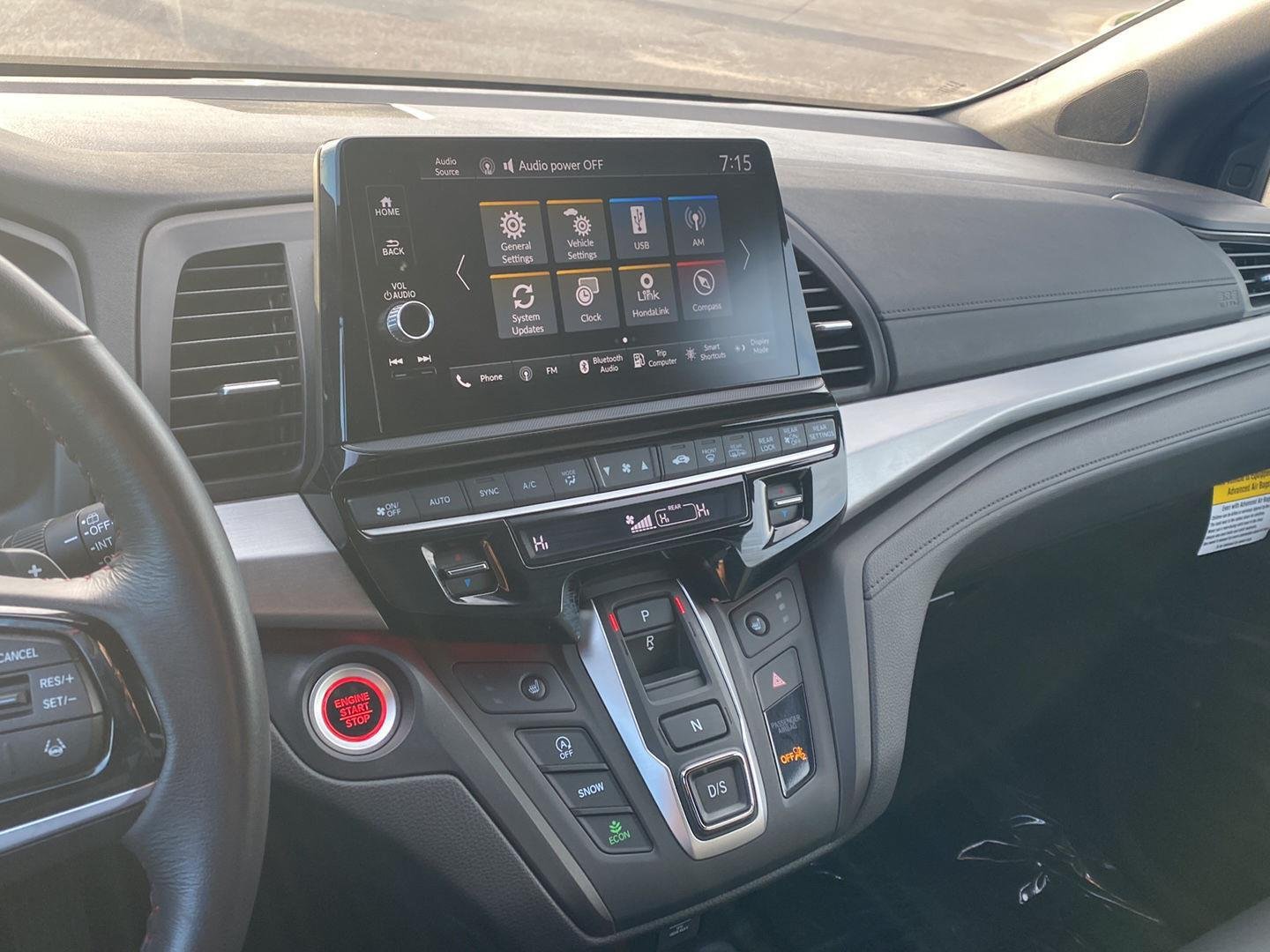 2025 Honda Odyssey Sport L - Photo 29