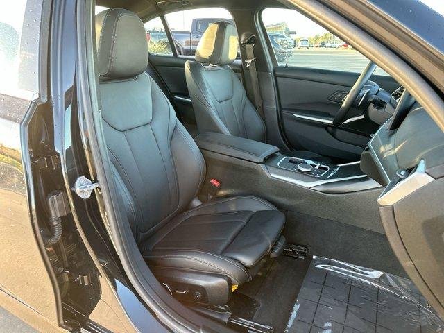 2024 BMW 3 Series 330i - Photo 24