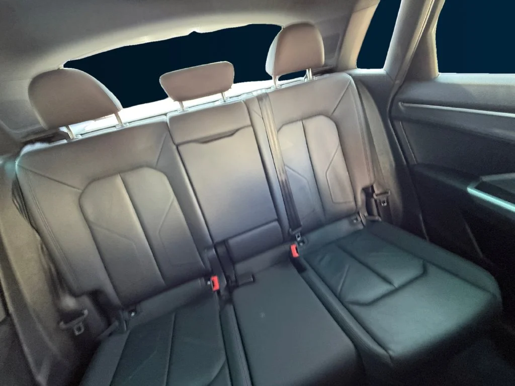 Used 2025  Audi Premium image 18