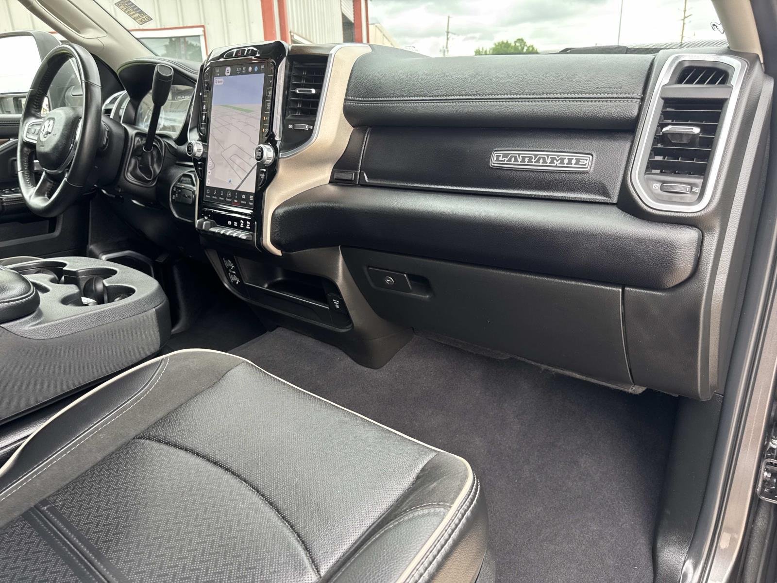 Used 2024 Granite Crystal Metallic Clearcoat Ram Laramie image 12