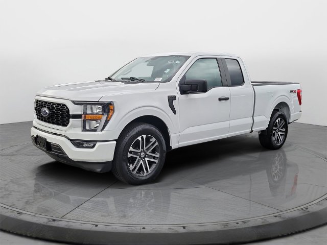Used 2023 White Ford XL image 3