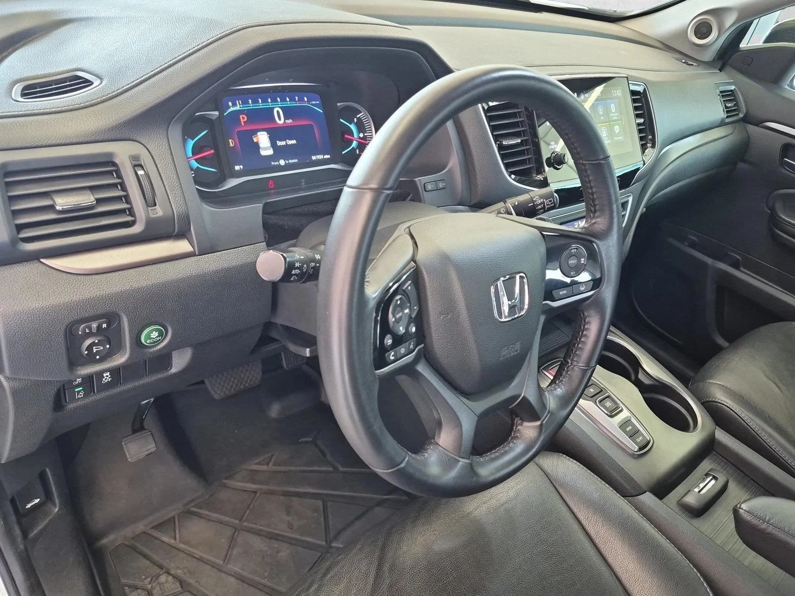 Used 2022 Platinum White Pearl Honda Special Edition image 9