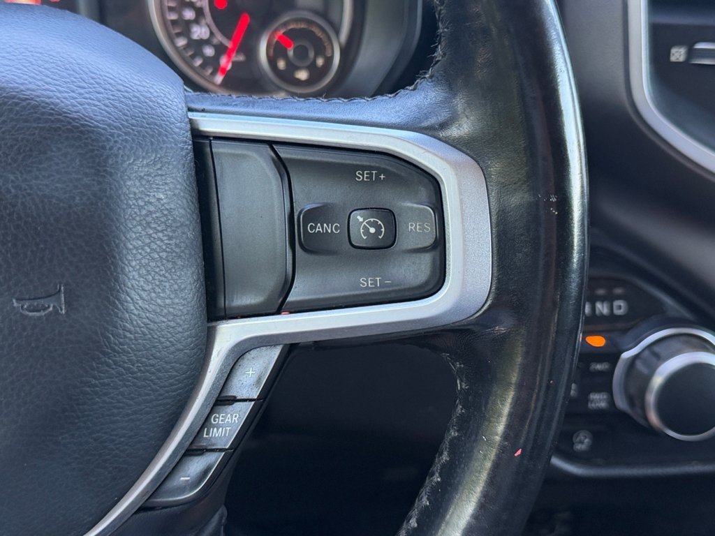 Used 2019 Granite Crystal Metallic Clearcoat Ram Big Horn/Lone Star image 23