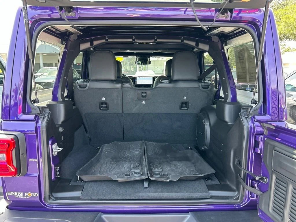 Certified Used 2026 REIGN Jeep Rubicon X image 50
