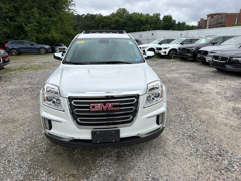 Used 2017 White GMC SLT image 1