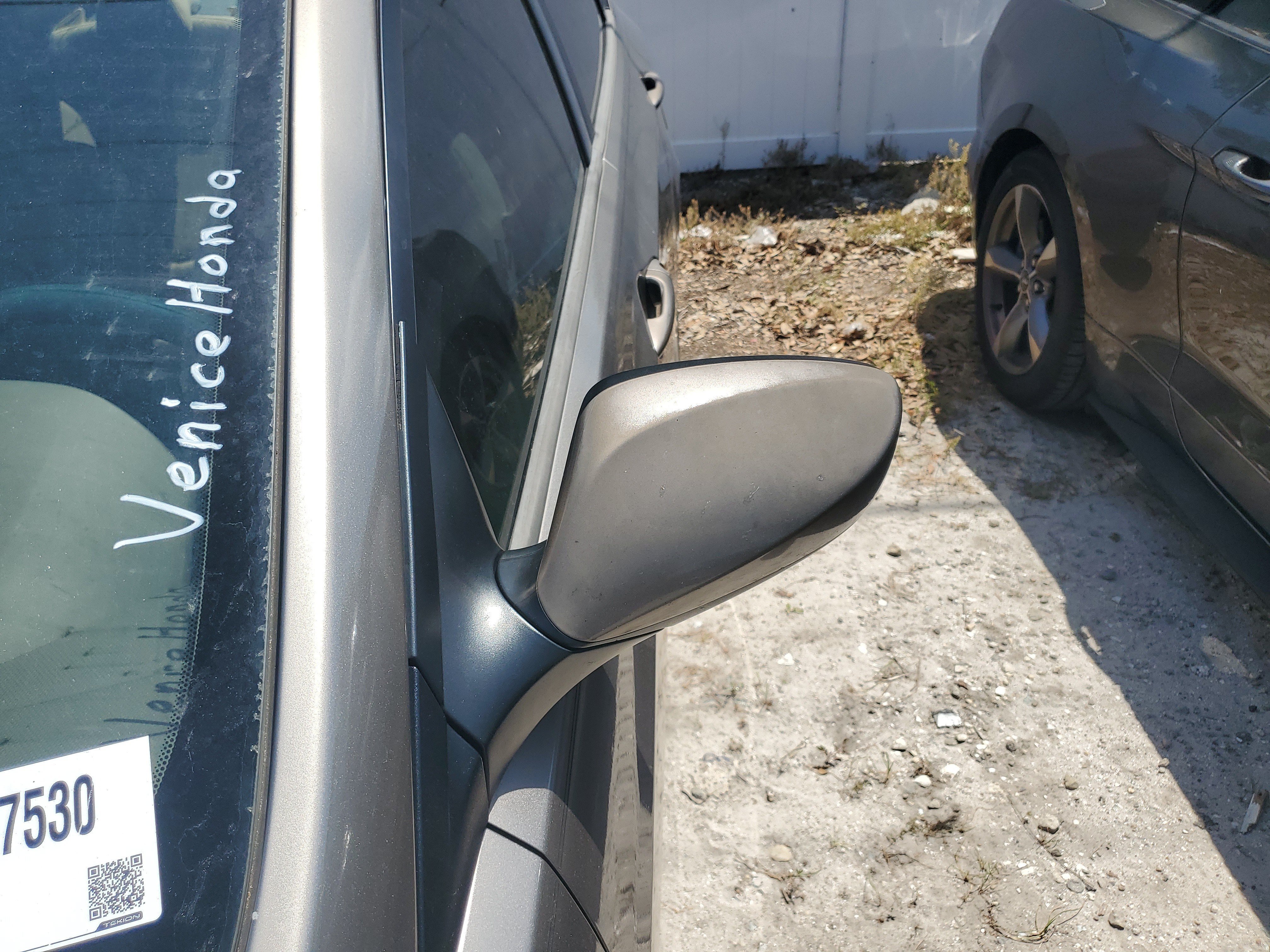 Used 2012 Mocha Bronze Hyundai GLS image 4