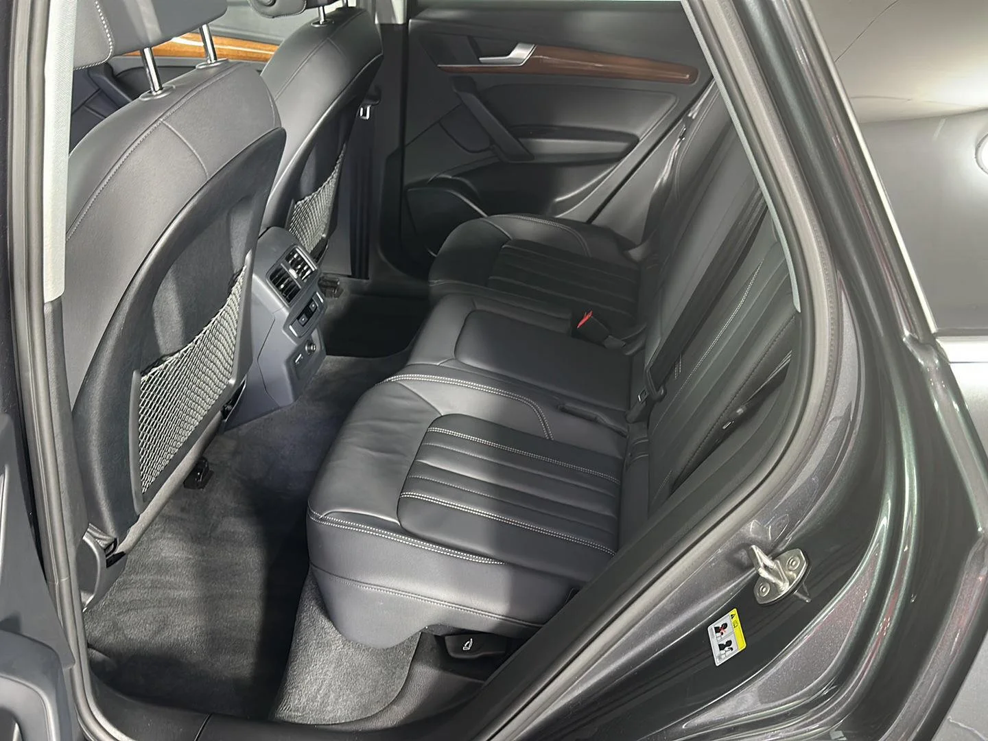Used 2023 Daytona Gray Pearl Effect Audi S line Premium image 17