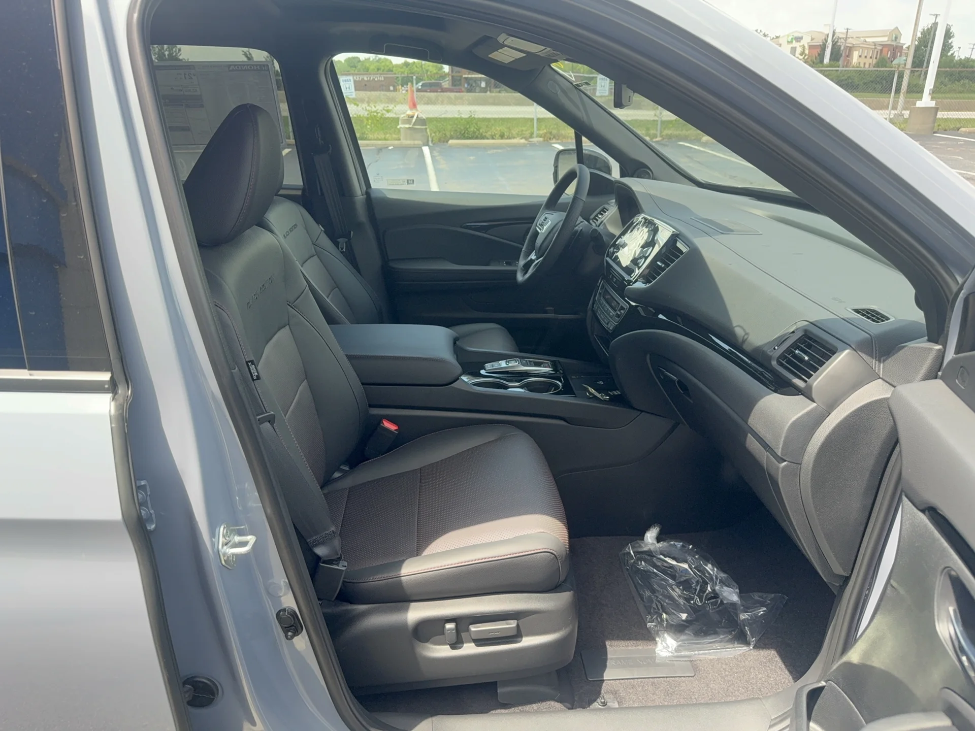 New 2026 Sonic Gray Pearl Honda Black Edition image 15