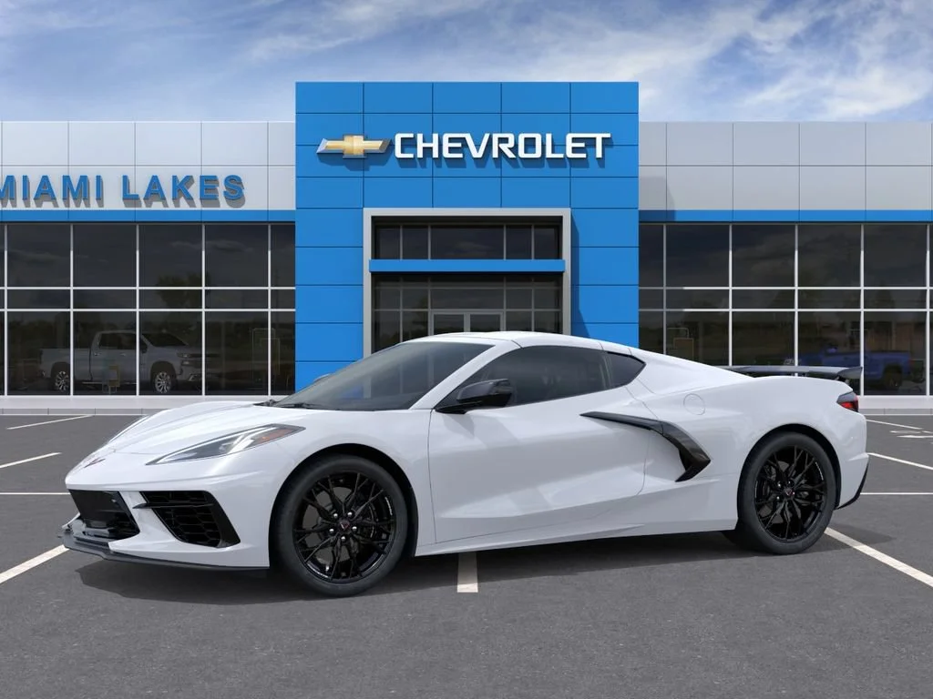 New 2027 Arctic White Chevrolet 2LT image 2