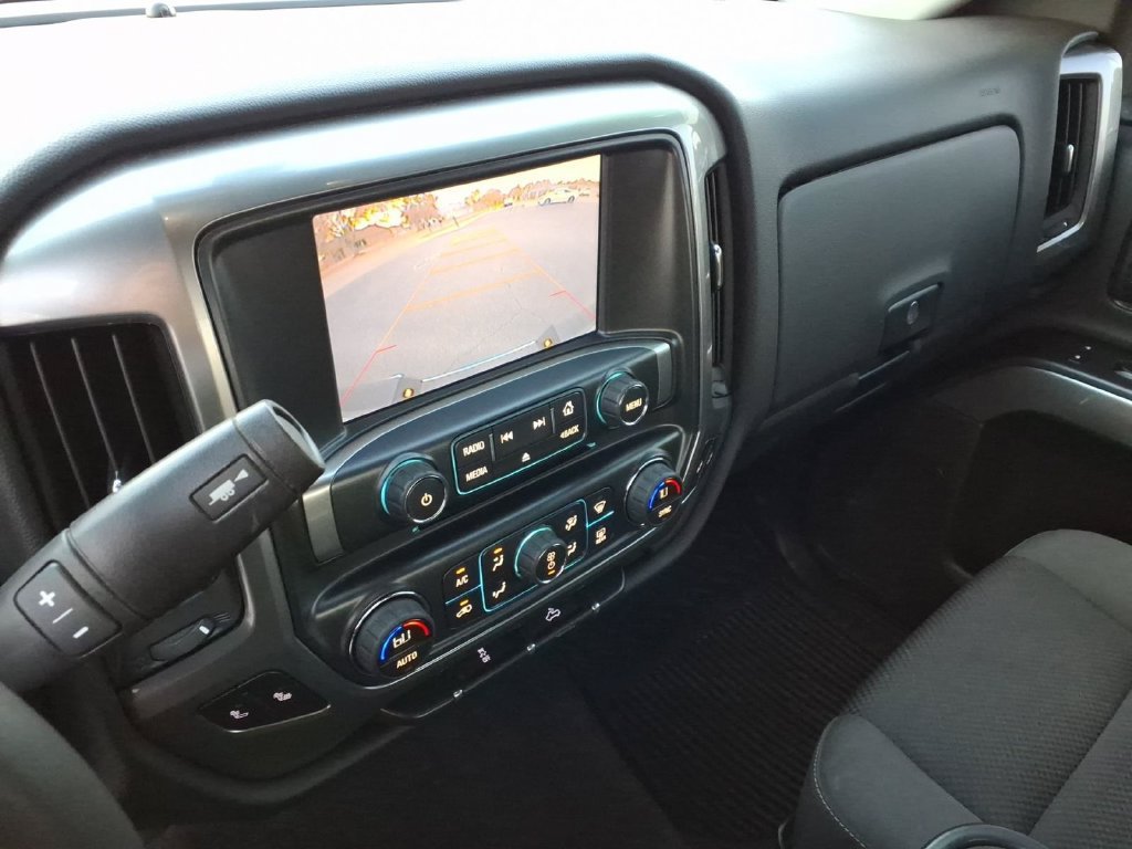 Used 2015 DEEP OCEAN BLUE METALLIC Chevrolet LT image 5
