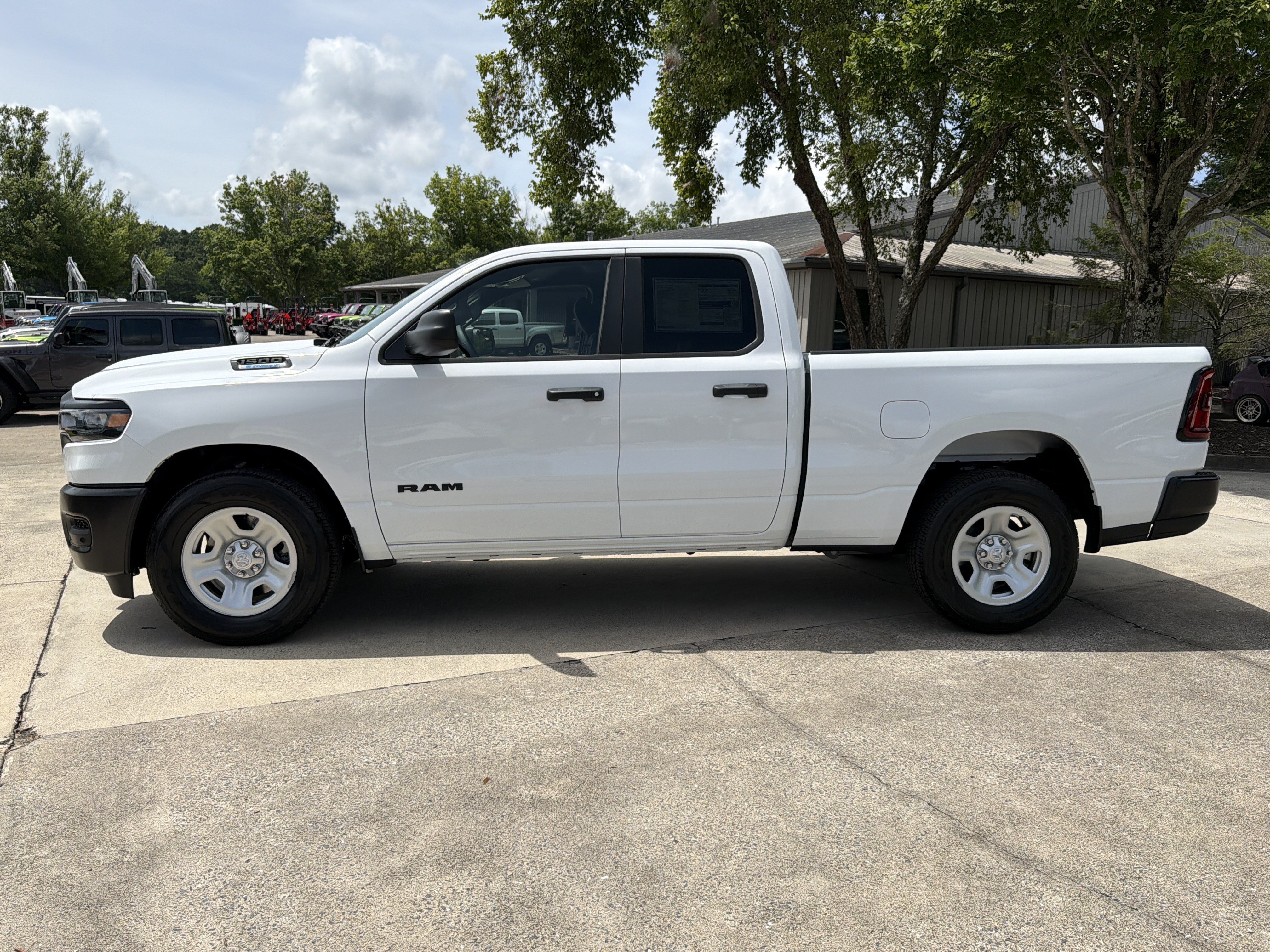 New 2026 Bright White Clearcoat RAM Tradesman image 4