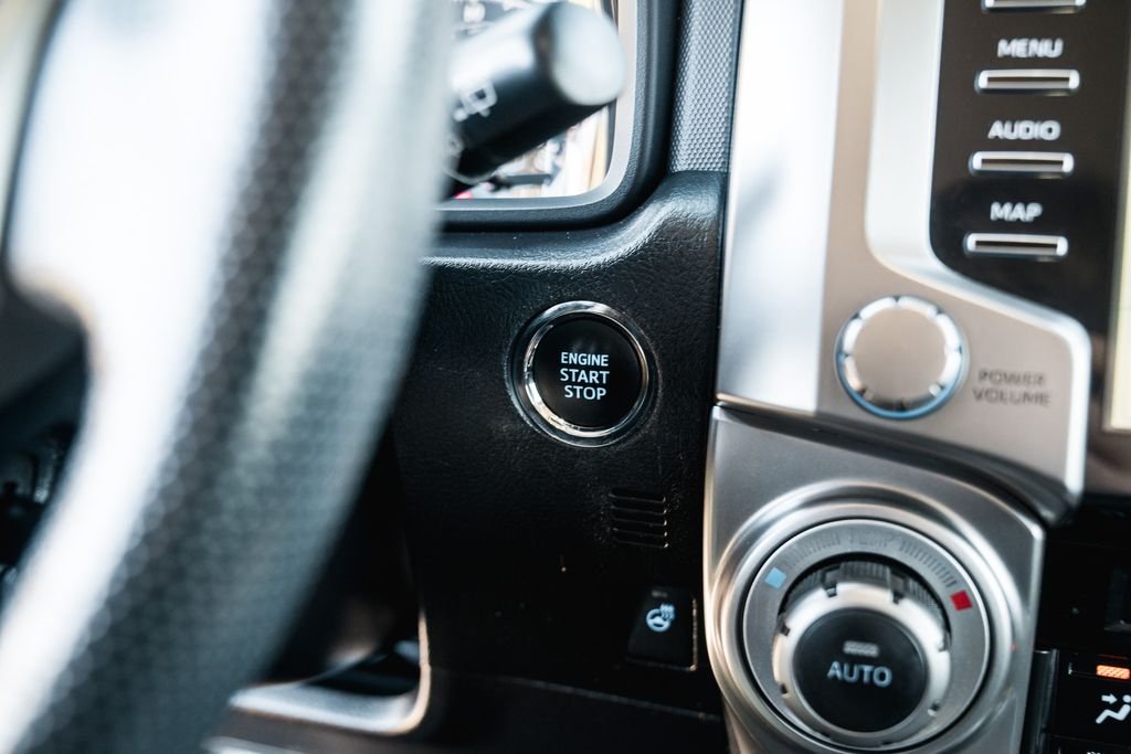 2023 Toyota 4Runner Limited - Photo 18