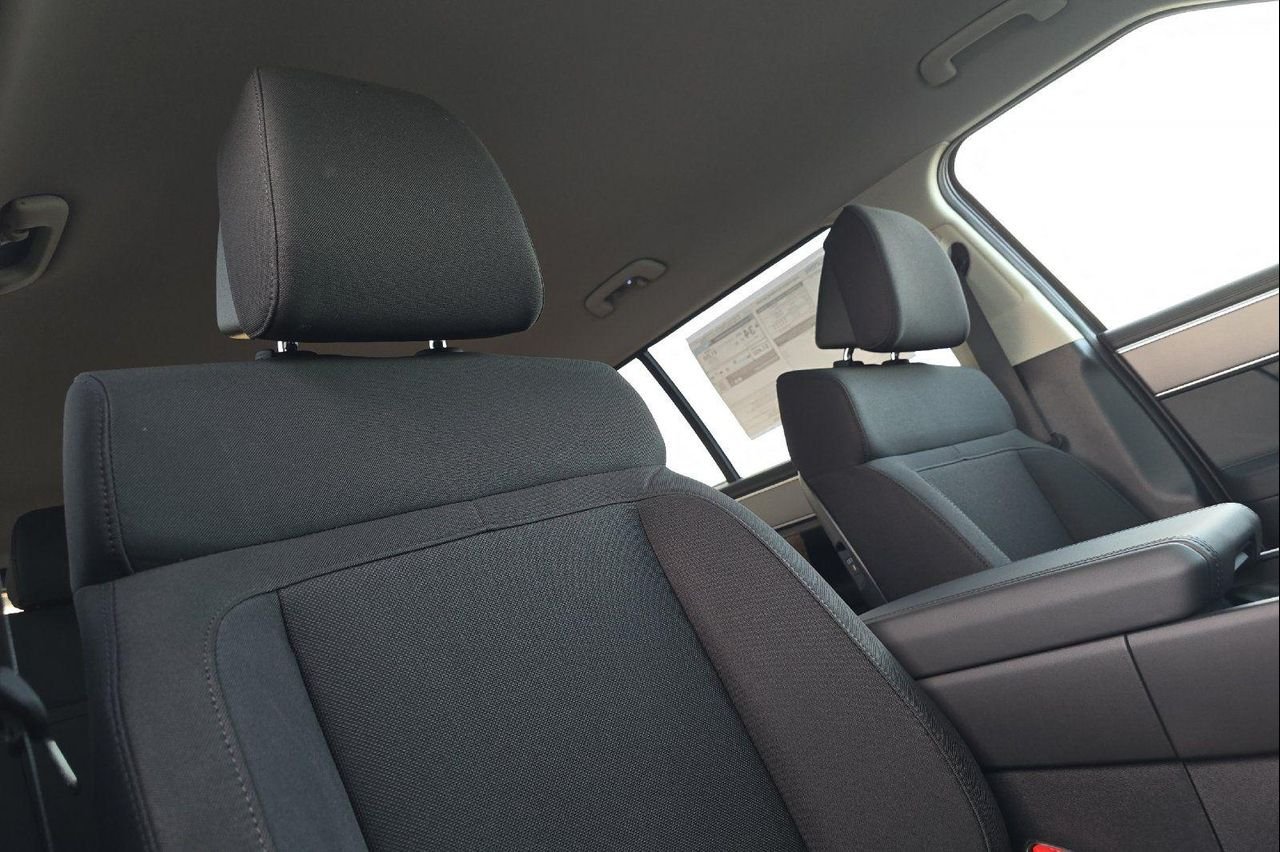 New 2026 Gray Hyundai SE image 17
