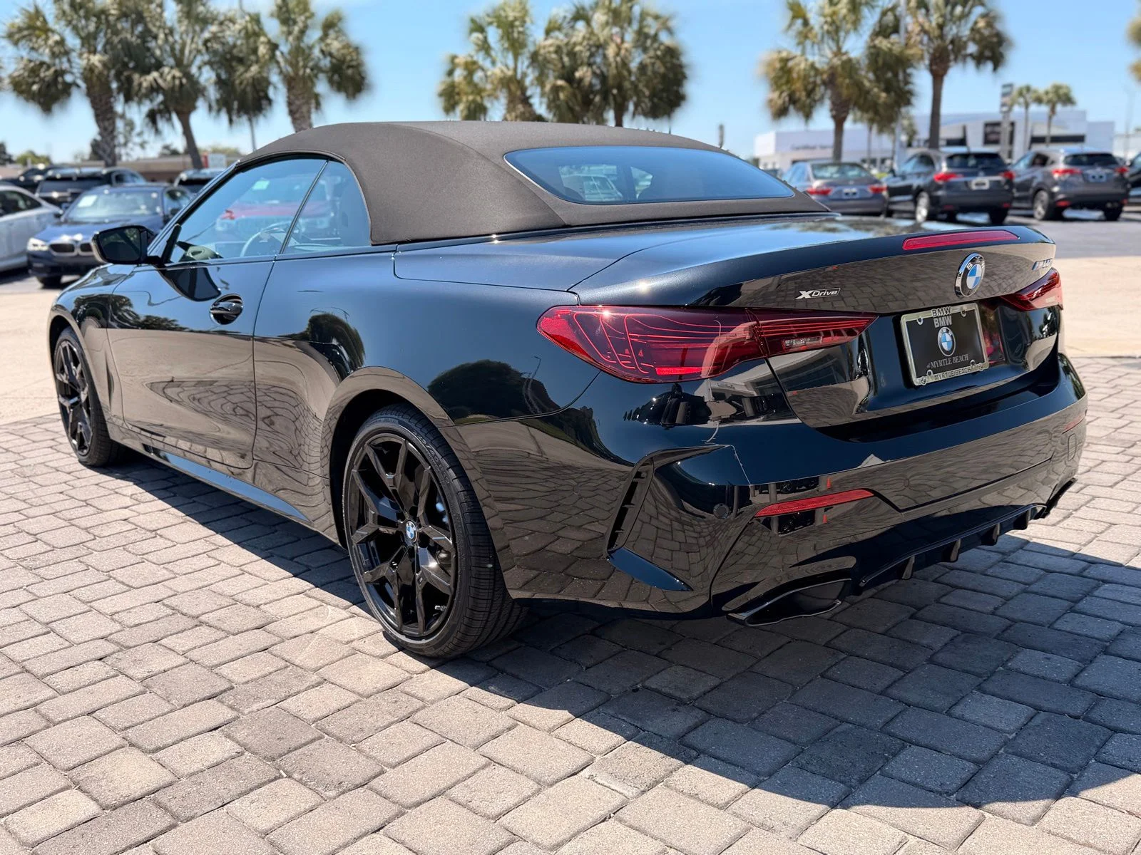 New 2027 Black Sapphire Metallic BMW M440i xDrive image 9