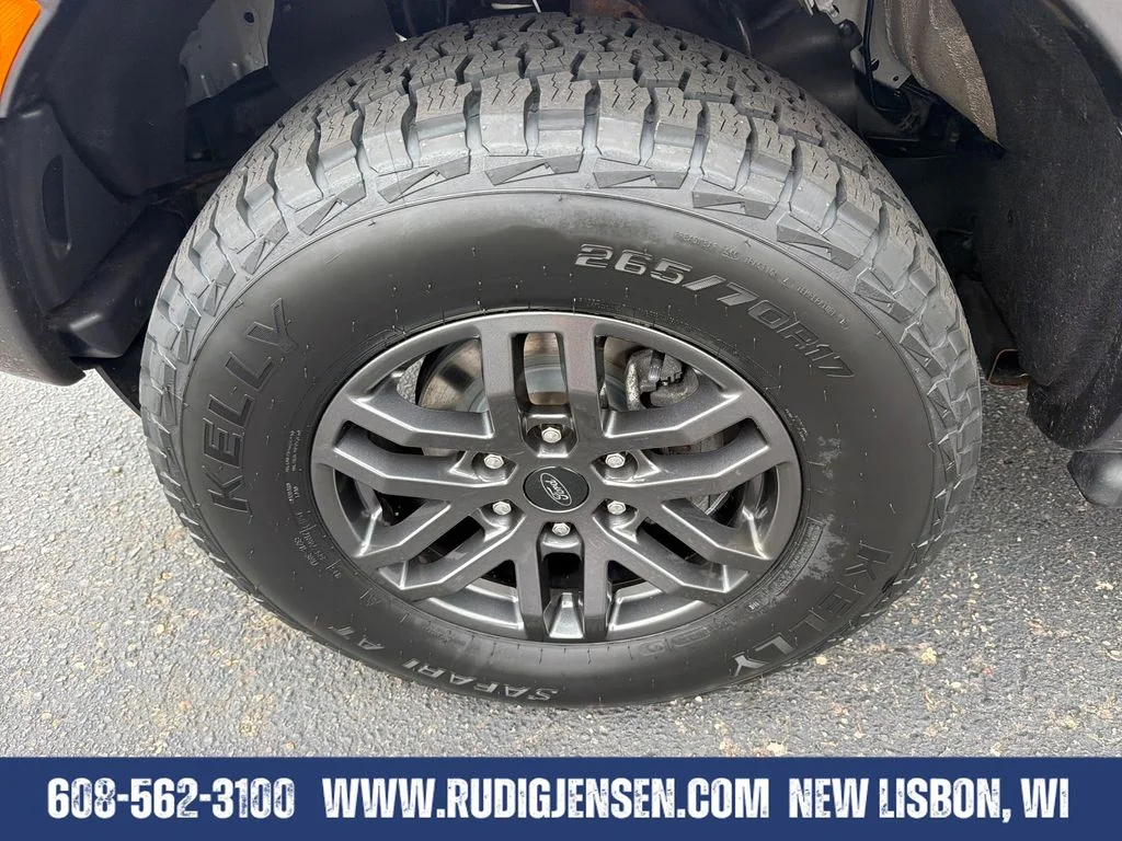 Used 2021 Silver Ford XLT image 26
