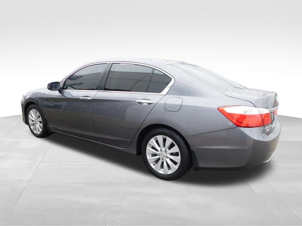 Used 2015 Gray Honda EX-L image 5
