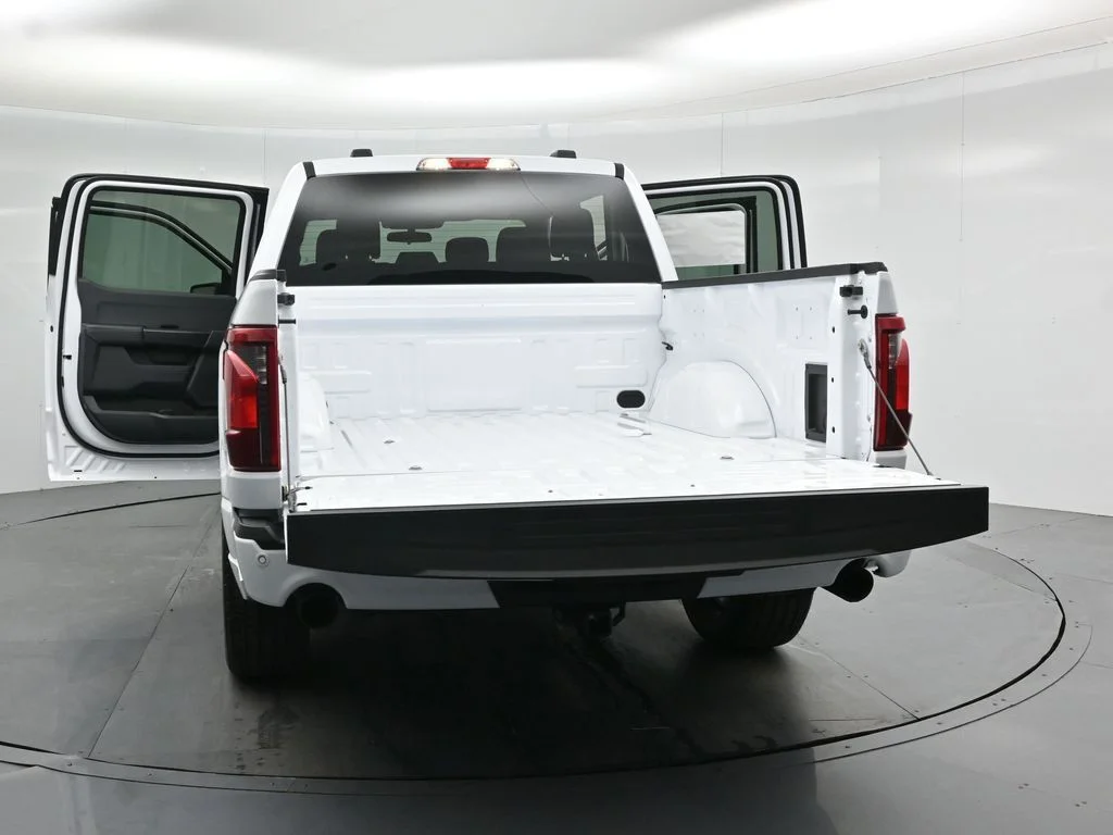 New 2026 Oxford White Ford STX image 27