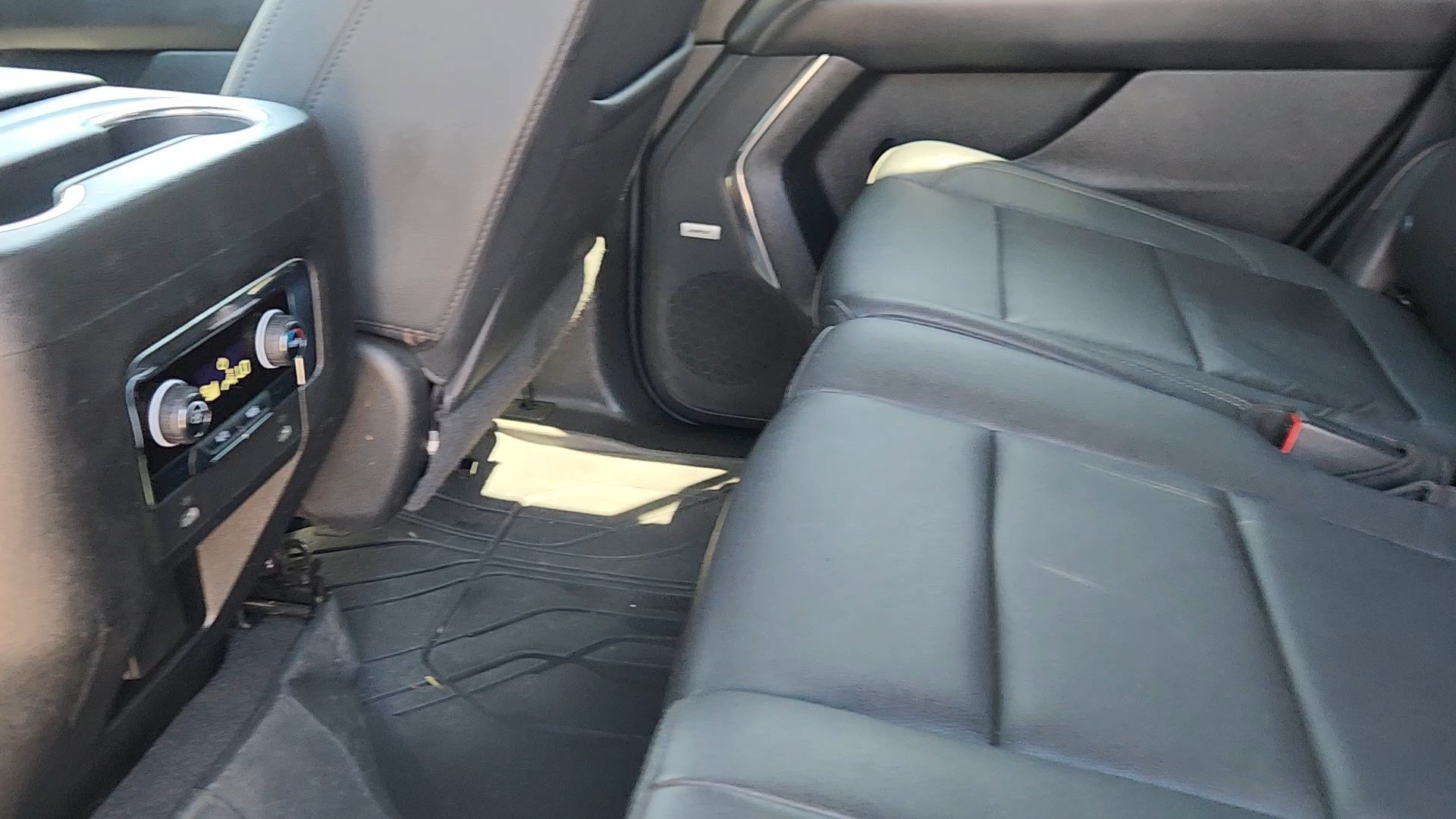 Used 2023 Dark Ash Metallic Chevrolet Z71 image 31