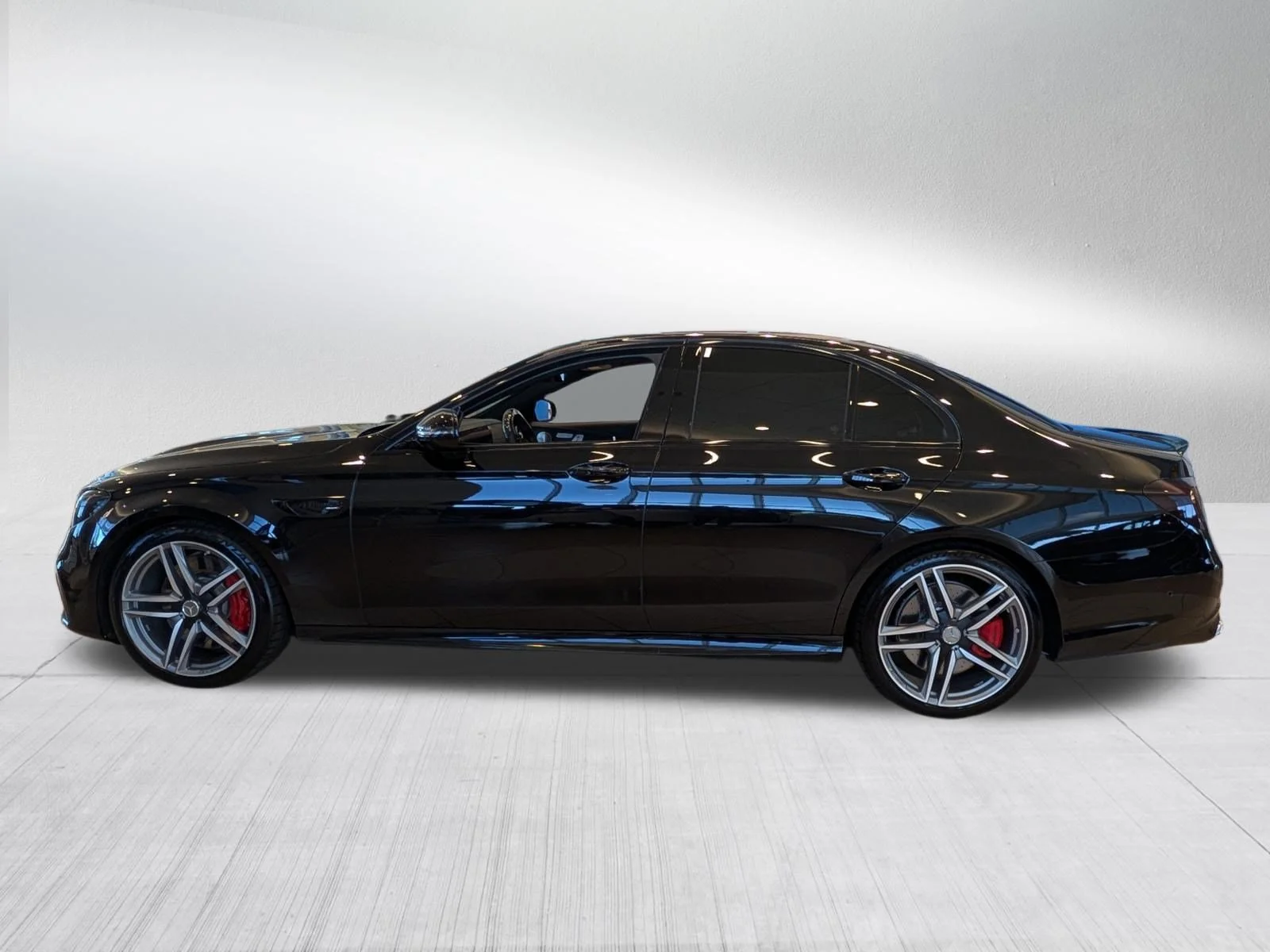 Used 2019 Obsidian Black Metallic Mercedes-Benz AMG® E 63 S image 4