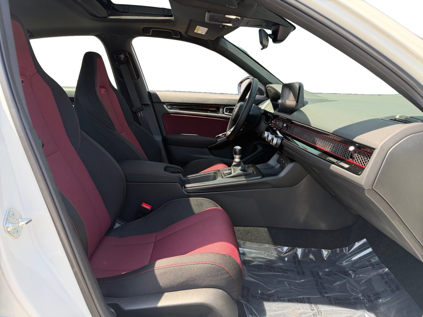 Used 2025 White Honda  image 30