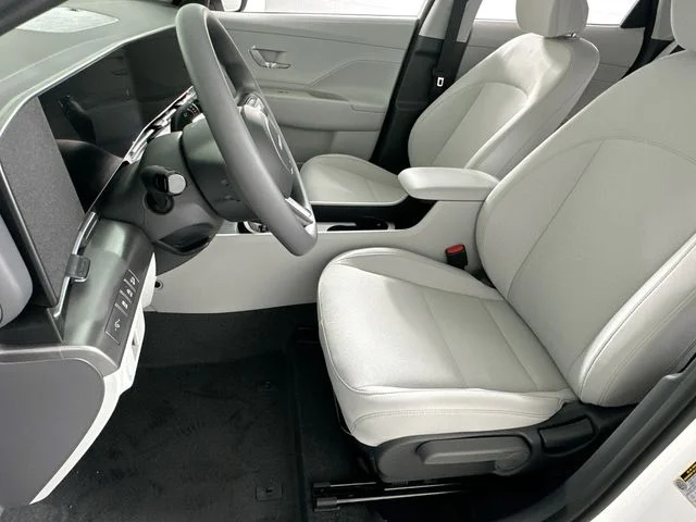 New 2026 Hyundai KONA SE