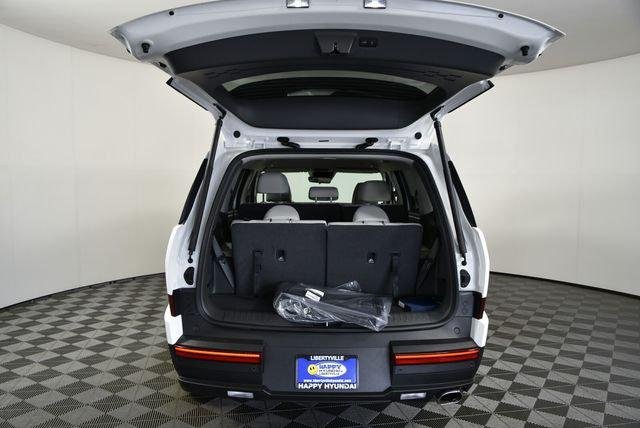 New 2027 White Hyundai SE AWD image 89