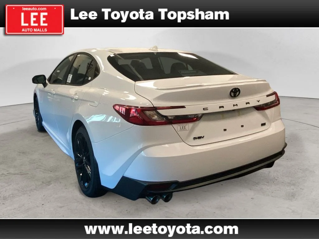 New 2026 Ice Toyota SE image 3