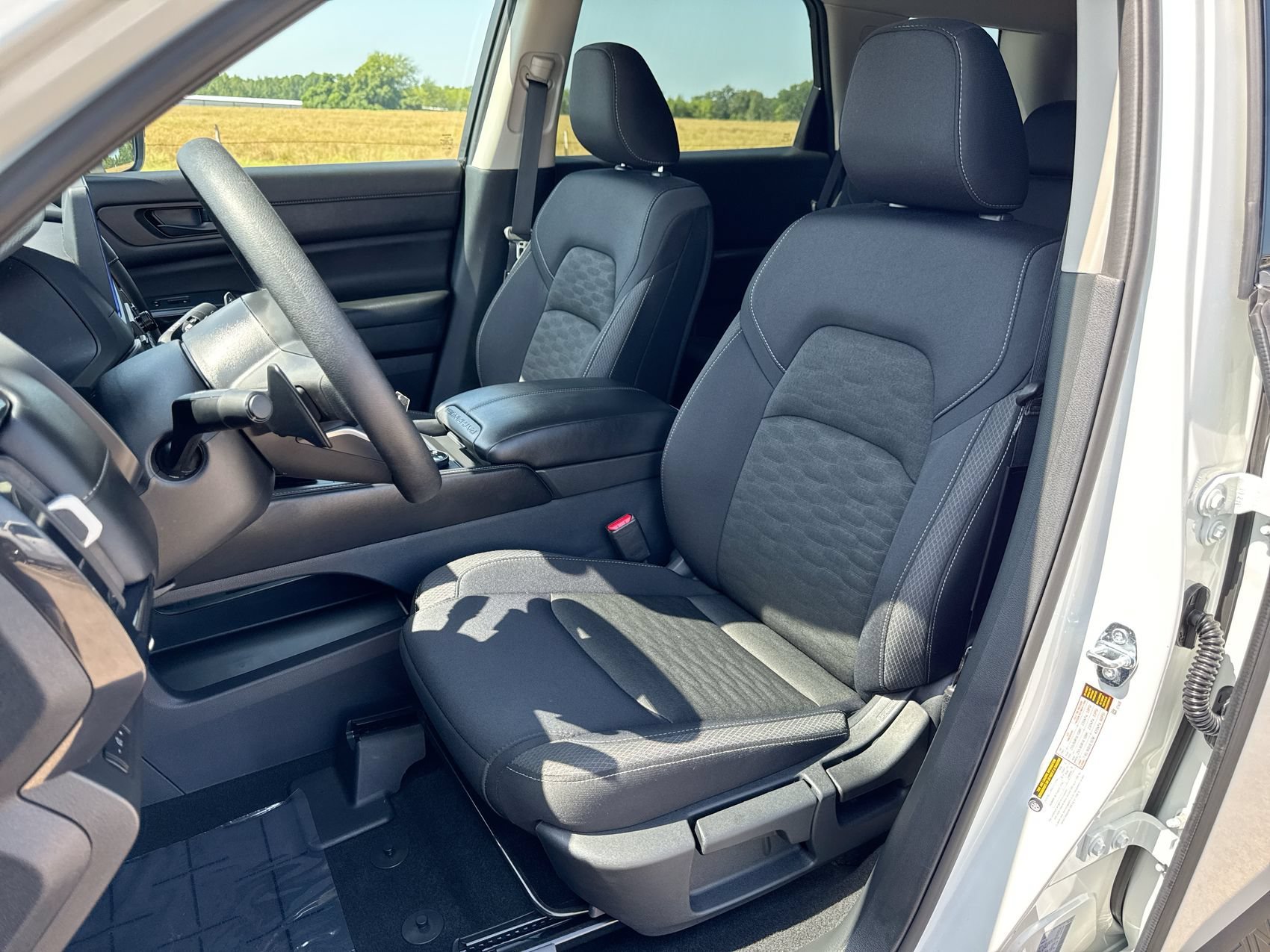 Used 2026 Glacier White Nissan S image 11