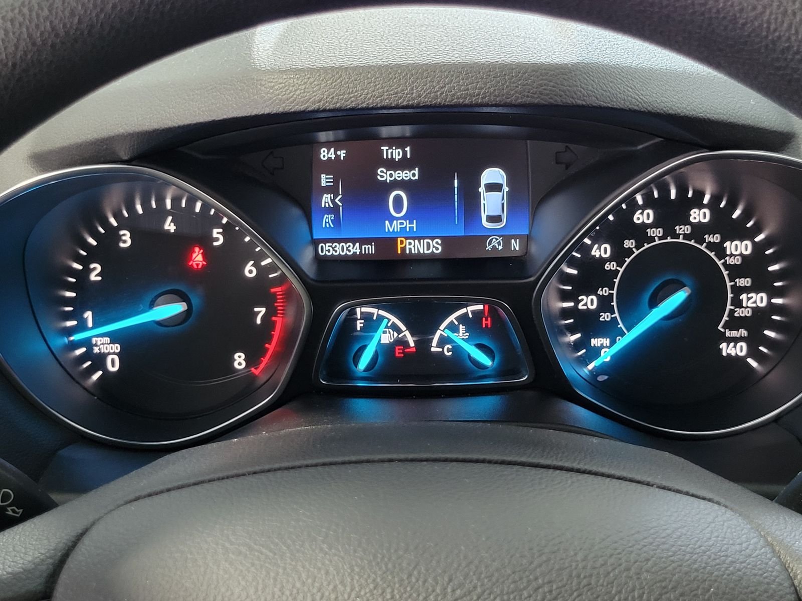 Used 2018 Blue Ford SE image 13