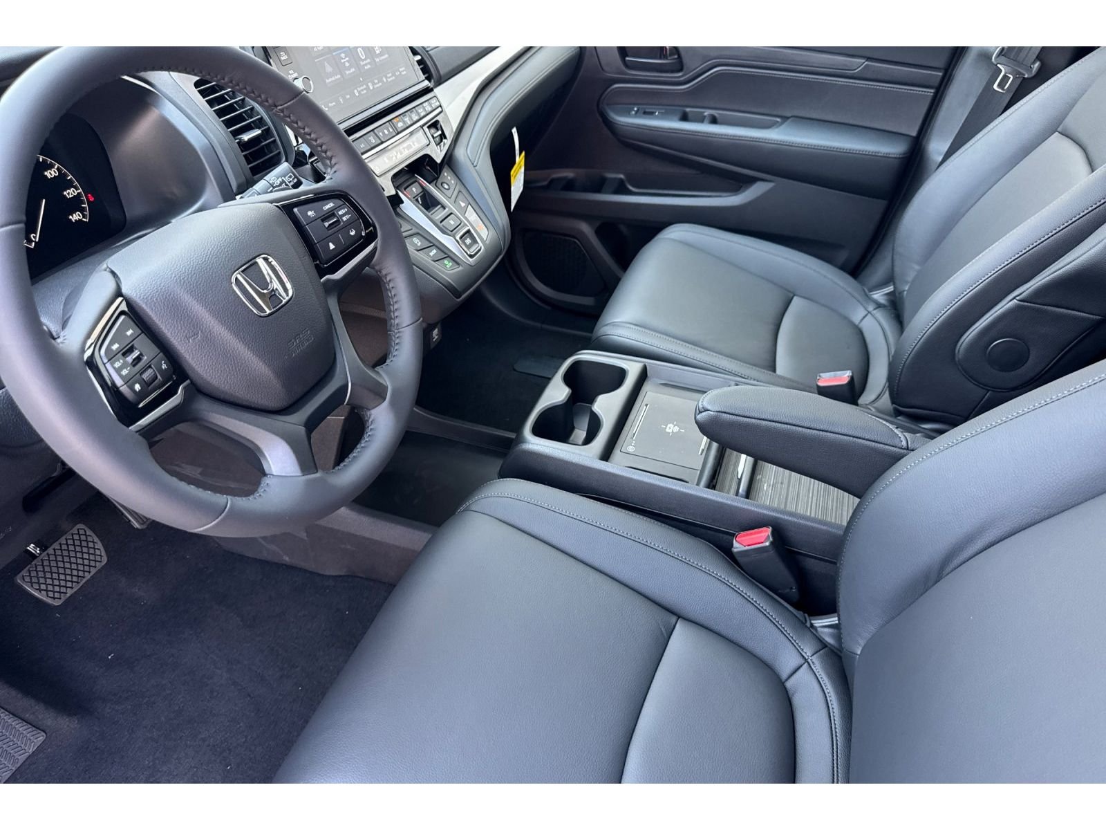 Used 2026 Modern Steel Metallic Honda EX-L image 10