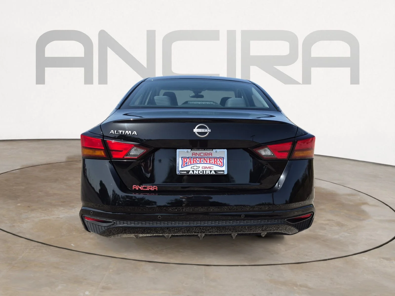 Used 2023 Super Black Nissan 2.5 S image 9