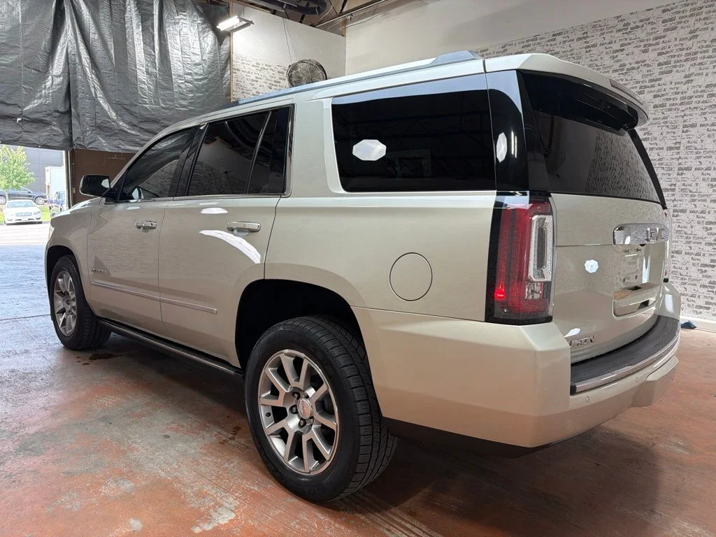 Used 2016 Sparkling Silver Metallic GMC Denali image 5