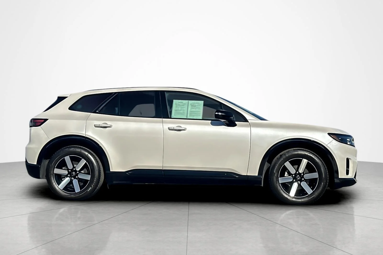 Used 2025 WHITE Honda Touring image 6