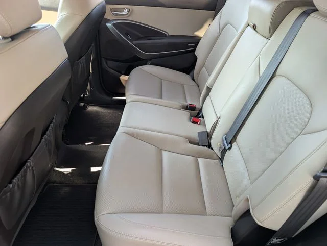 Used 2017 Espresso Hyundai SE image 9