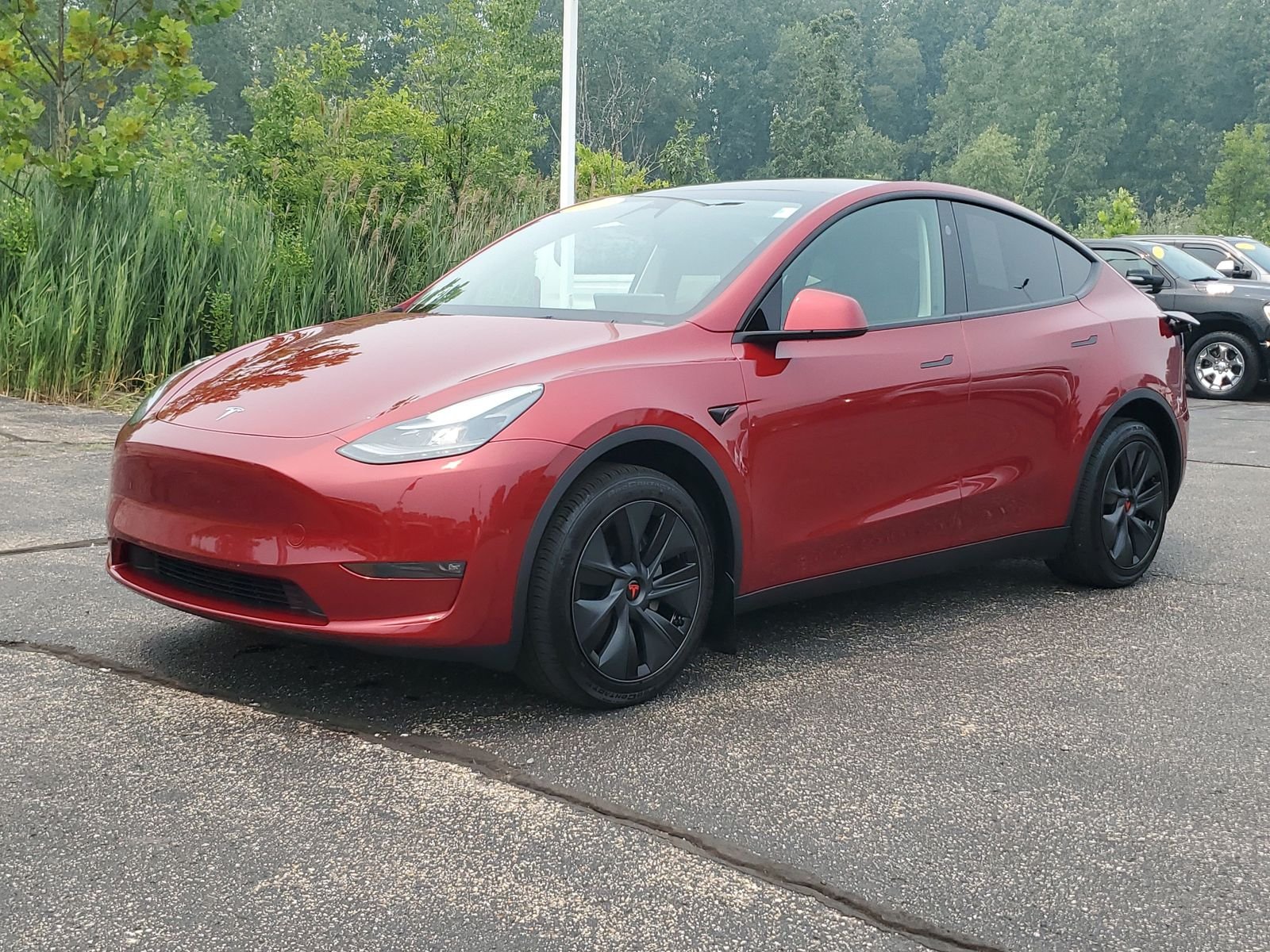 Used 2024 Red Tesla Long Range image 2