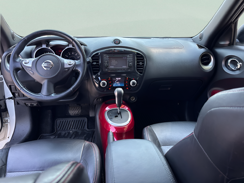 Used 2013 White Nissan SL image 16