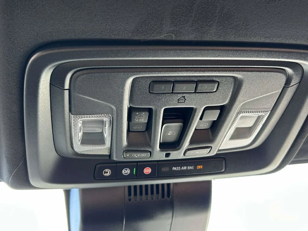 New 2026 Glacier White Tricoat GMC Denali Ultimate image 25